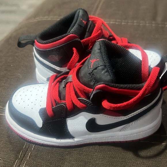 Jordan - Picture 3 of 8